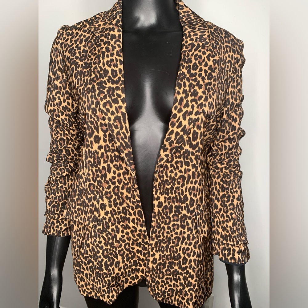 Mickey & Jenny Leopard Print Women's Blazer
